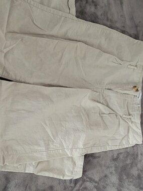 Cream Capri Trousers